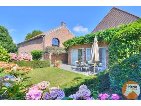 gooik - luxueus afgewerkte hoeve met bijgebouw en weide