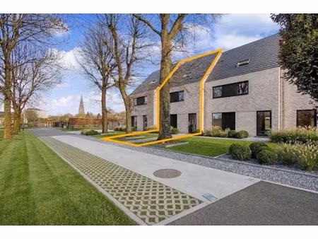 moderne ben-woning met zonnige tuin in lochristi (zaffelare)