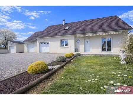 propriété 8 pièces 154 m²