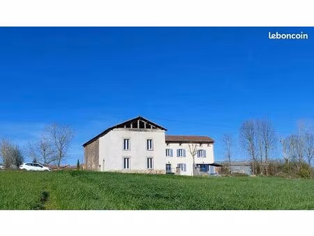 propriété 9 pièces 235 m²