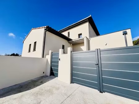 vente villa moderne t4 de 110m2 avec garage sur 418m2 de terrain