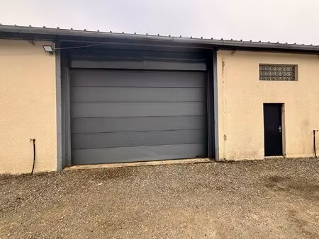 location local commercial 130m² virsac 33240