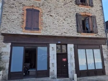 immeuble 161 m² saint yrieix la perche