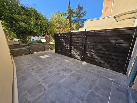 location appartement 2 pièces 23m² le beausset 83330