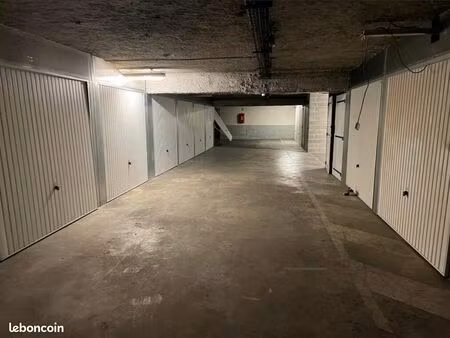 location box simple – porte de montreuil
