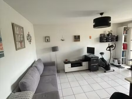 a vendre appartement t2 castelginest