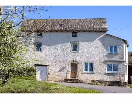 maison de 100 m² à quins