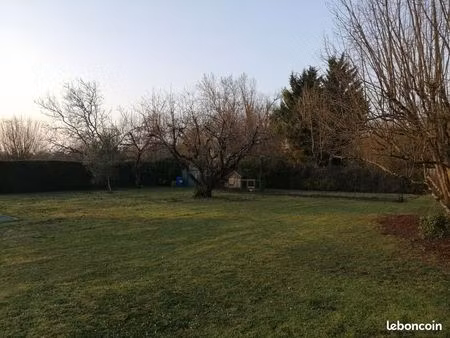 vente terrain à saintes (17100) 730 à 900 m2