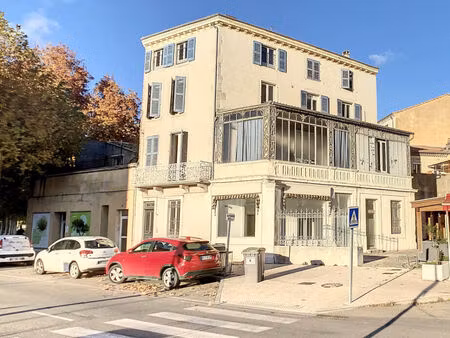 a louer - local montélimar 5 pièces