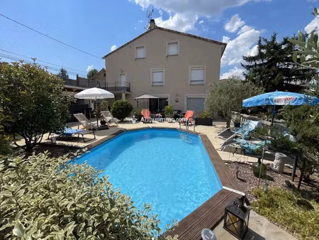 vente villa 4 pièces 156 m2 à millau