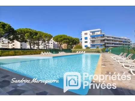 le grand large 2p traversant rez-de-jardin 37 m² 2 terrasses + parking