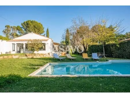 vente maison 7 pièces de 180m² - 13540 aix-en-provence