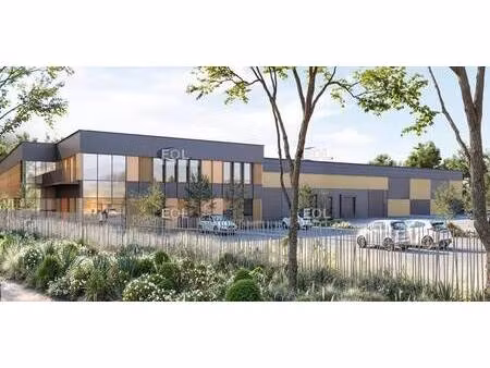 vente local d'activités 2 826 m²