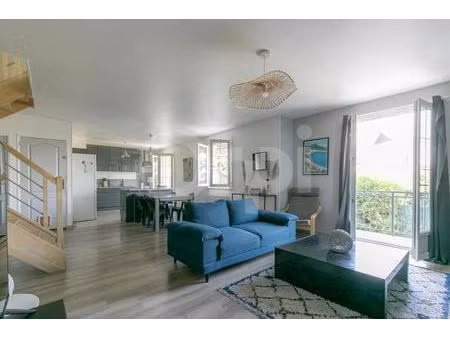 maison à vendre centre ville 135 m² 4/5 ch sous sol sur 450 m² de terrain