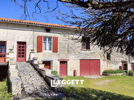 maison 8 pièce(s)  aunac-sur-charente