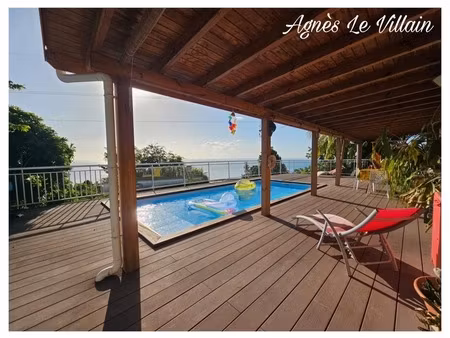 maison vue mer avec piscine