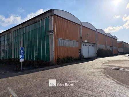 vente local d'activités 9 232 m²