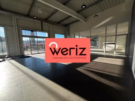 vente local d'activités 990 m²