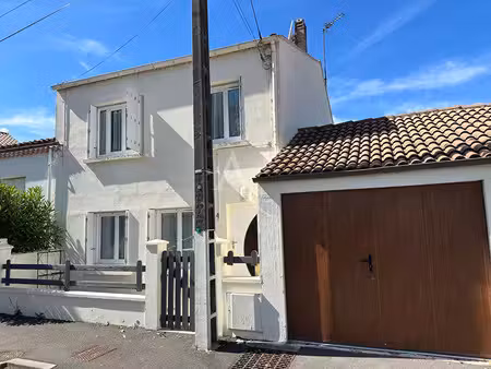 vente maison rochefort 17300 - - surface privée