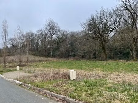 terrain à bâtir à saint-médard-en-jalles (33160)
