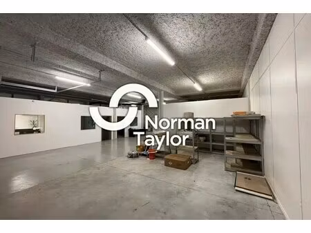 location local d'activités 190 m²