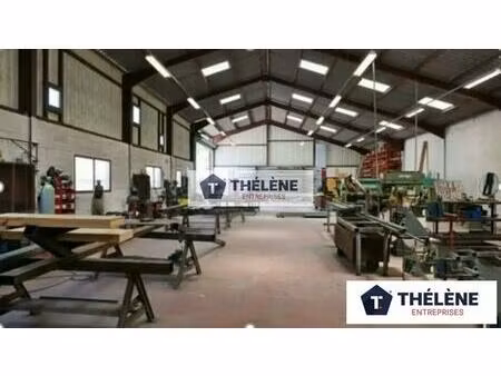location local d'activités 785 m²