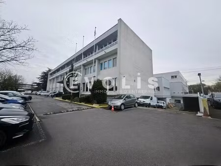location local d’activités clamart 92140 120m² à 2090m²