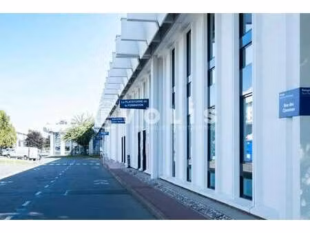 location local d’activités rungis 94150 1007m²