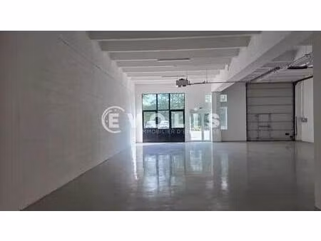 location local d’activités rungis 94150 561m²