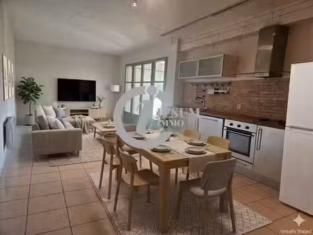 t3 avec grande terrasse petite résidence proche du centre