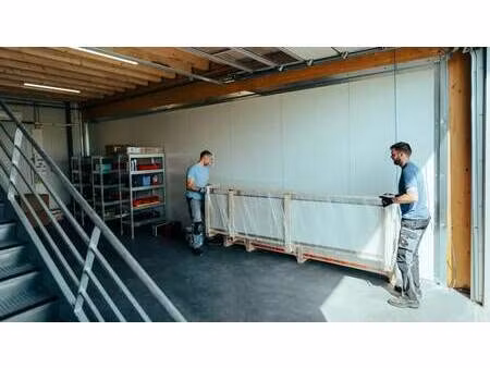 location local d’activités persan 95340 192m²