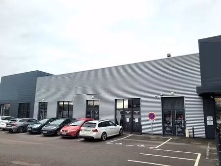 location local commercial 855m² st jean du cardonnay 76150