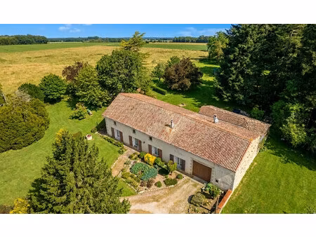 maison à vendre à limalonges (79190) - deux-sèvres