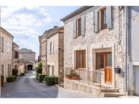 maison de village avec terrasse  cave et atelier