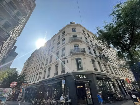 location bureaux 348 m²