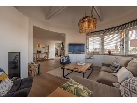 appartement te koop in knokke-heist met 2 slaapkamers