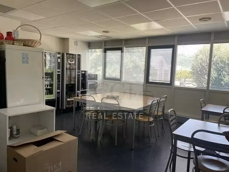 location bureaux 410 m²