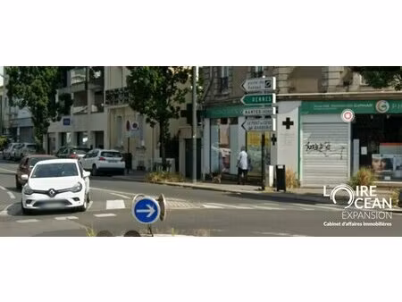 achat local commercial 110m² nantes 44300
