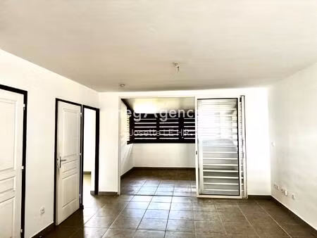 appartement 4 pièces 90 m² résidence saphir remire-montjoly