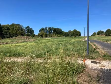 terrain constructible viabilisé à vendre