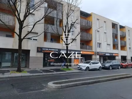 location commerce merignac 33700 253m²