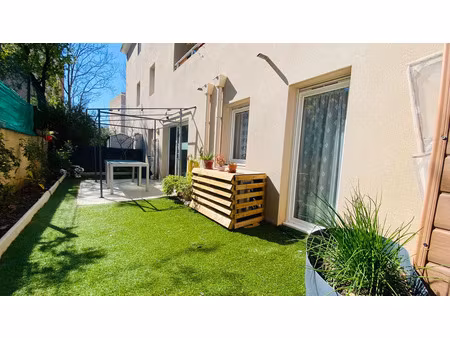 vente appartement 3 pièces 64m2 la seyne-sur-mer (83500) - 254000 € - surface privée