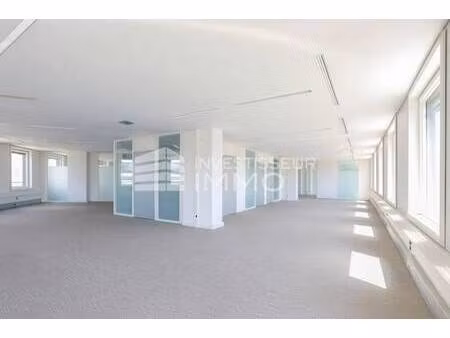 vente bureaux 650 m²
