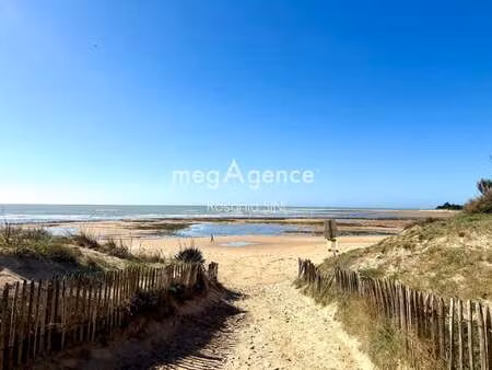 vente maison piscine à longeville-sur-mer (85560) : à vendre piscine / 223m² longeville-su