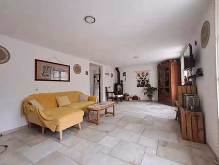 location maison à château-thébaud (44690) : à louer / 95m² château-thébaud