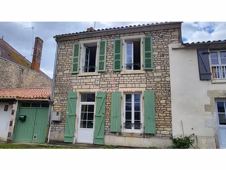 location maison meublé au langon (85370) : à louer meublé / 89m² le langon