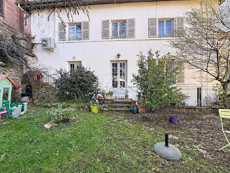 maison bourgeoise -274 m2- jardin