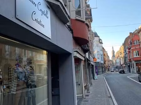 local commercial à dinant