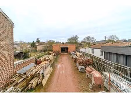 veelzijdig magazijn (met bouwpotentieel) te denderleeuw