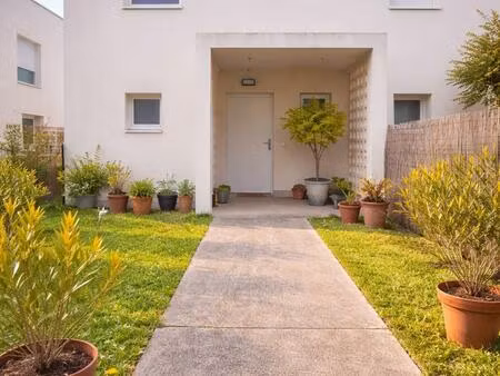 maison récente t3 avec jardin et terrasse